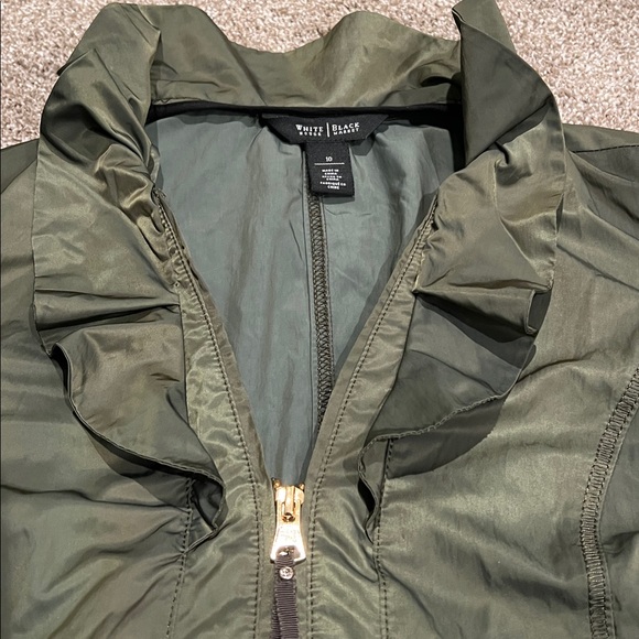 White House Black Market army green 3/4 sleeve jacket - Picture 5 of 9